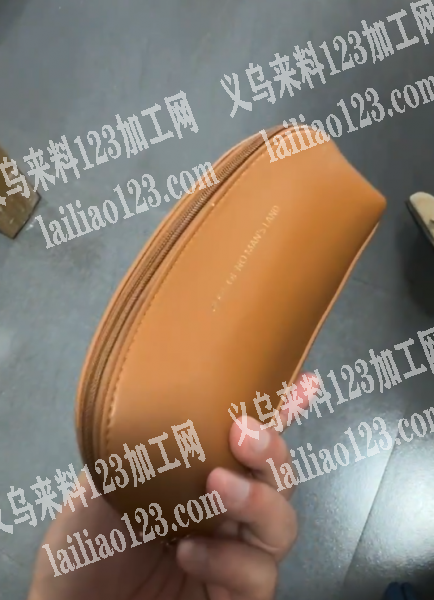 苏溪公司几万个包包订单，如图，寻找箱包工