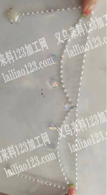珍珠链条上面挂圈的手工活外发，寻找会做的
