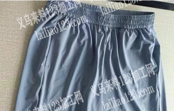 寻找做这条裤子的加工厂，量大，可以做3个