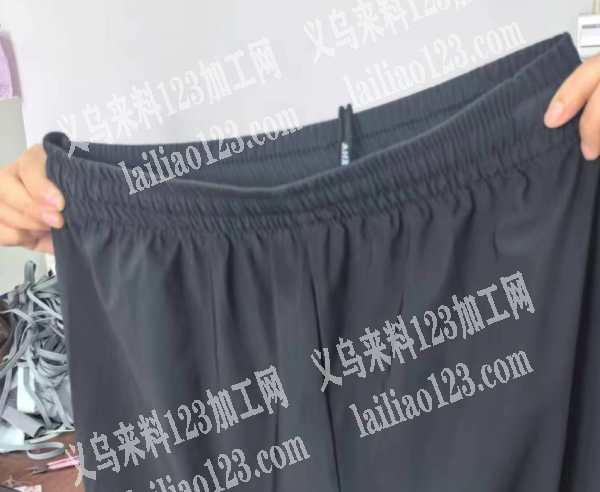 苏溪400000裤子外发加工，如图，速干