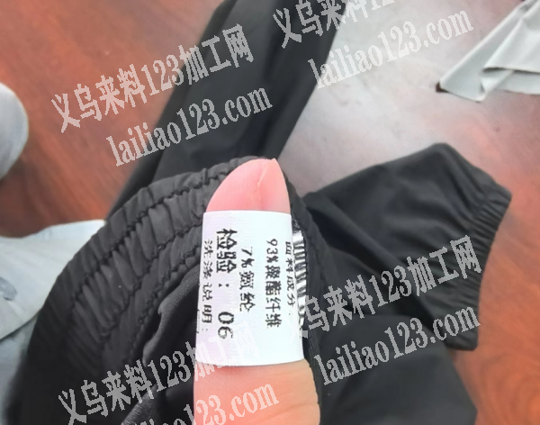 苏溪400000裤子外发加工，如图，速干