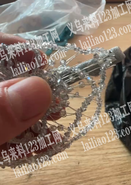 复杂穿珠子的手工活外发，寻找会做的手工活