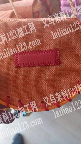 老板委托寻找：小包车标外发加工，如图，诚