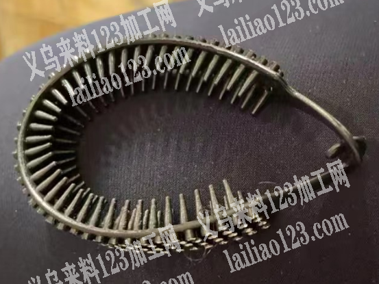 塑料头饰注塑外发，寻找做这种塑料的加工厂
