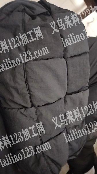 如图寻找箱包加工厂，请联系详谈，会做的联