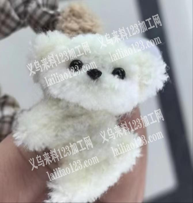 寻找生产毛绒小公仔的玩具工厂，如图，小小