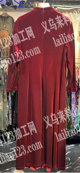 老板委托寻找：女士连衣裙长袍外发加工，寻