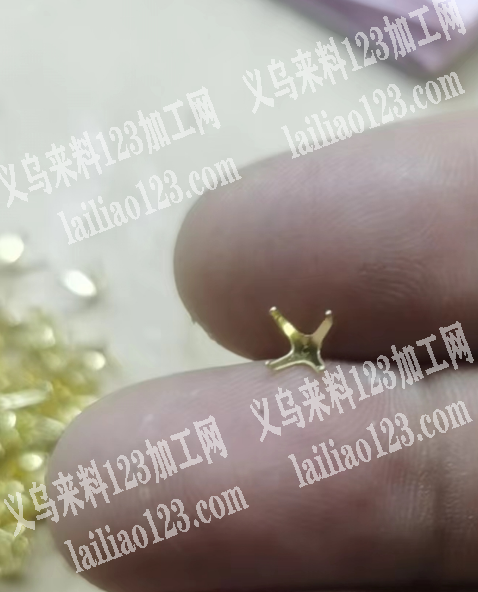 合金压铸抓子，如图，谁家可以做啊，请联系