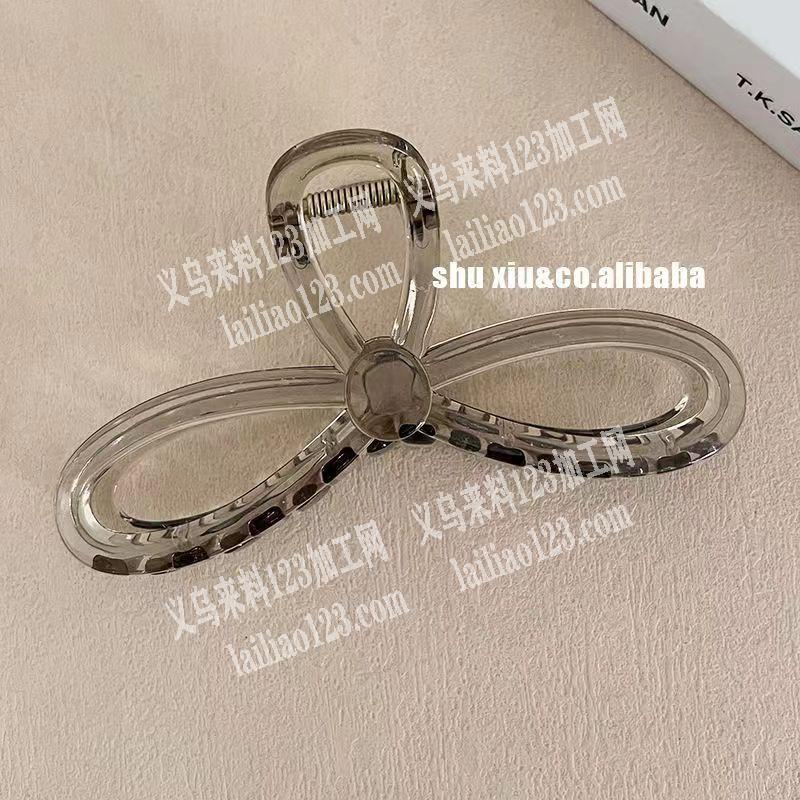 《每次一万起步》寻找专业做注塑这个抓夹的