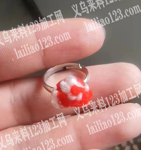 戒指黏胶的手工活外发加工，如图，寻找手工