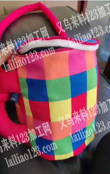 大量如图收纳包桶包手提包订单，寻找箱包加