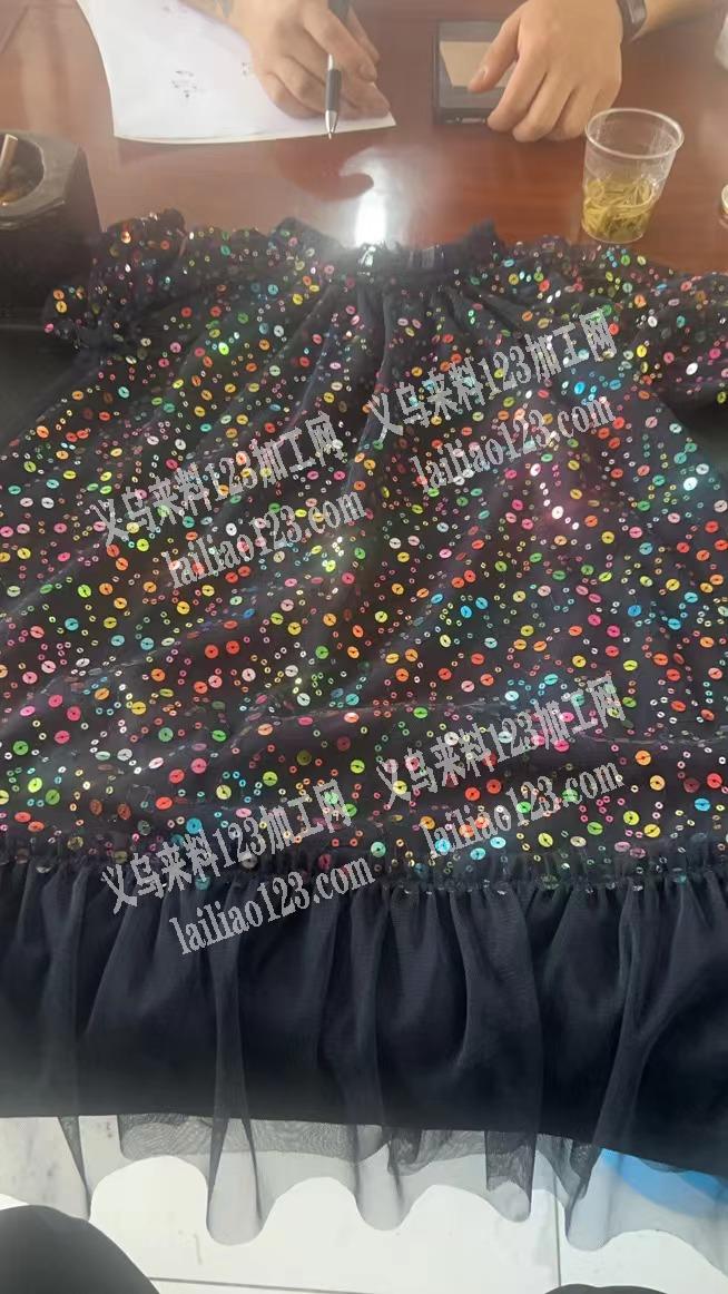 老板委托寻找：大量裙子订单外发加工，如图