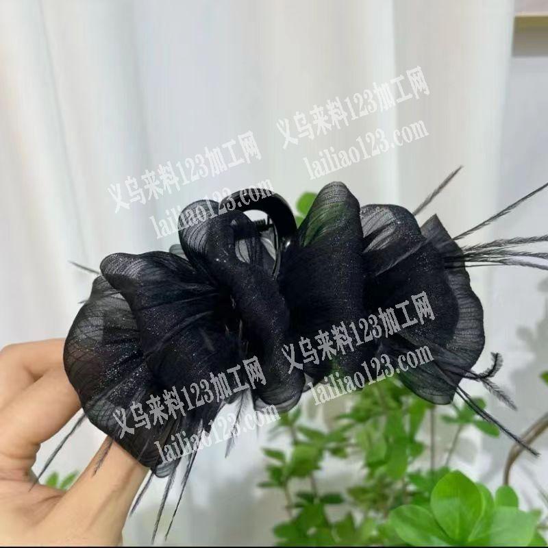 这款没有烫钻的款式的抓夹，寻找会做这个抓