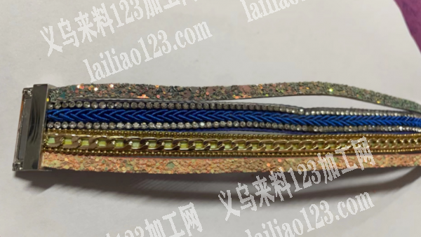 手链粘爪链，夹包扣的手工活外发，如图，寻