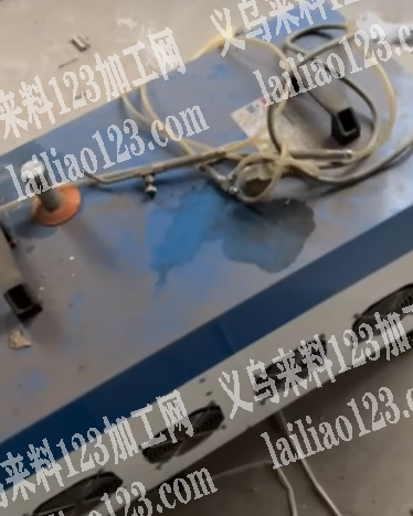 水焊机转让，老板饰品厂不开了。有需要的打