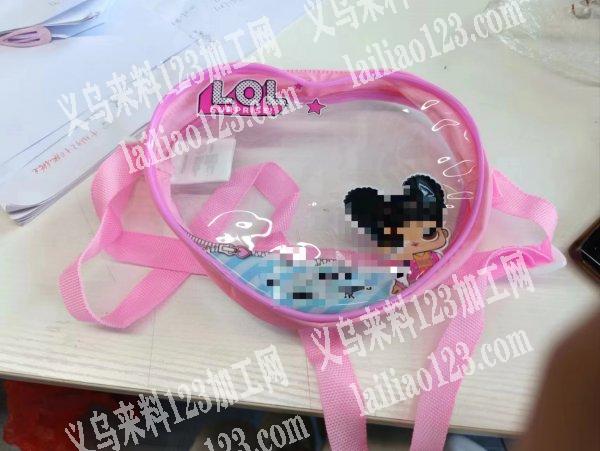 寻找做PVC包包的工厂，如图；类似的，寻
