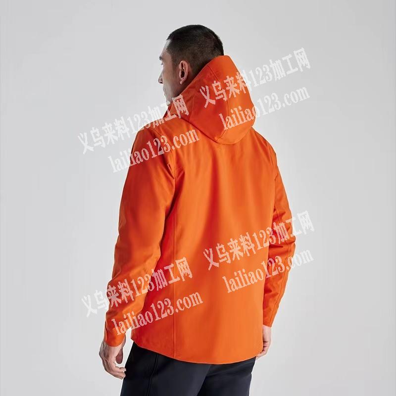 老板委托寻找：公司大量冲锋衣订单外发，寻