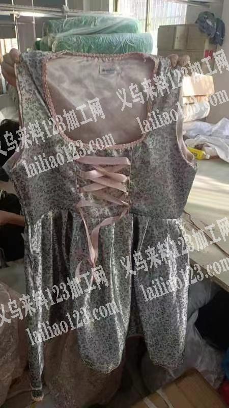 老板委托寻找：包装手工活外发，如图，包装