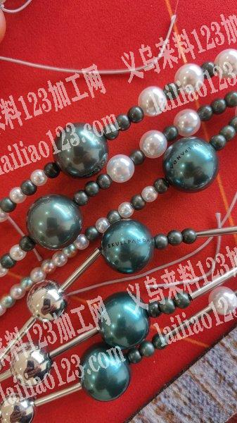 本加工厂常年承接各种手工加工，例如弯针，