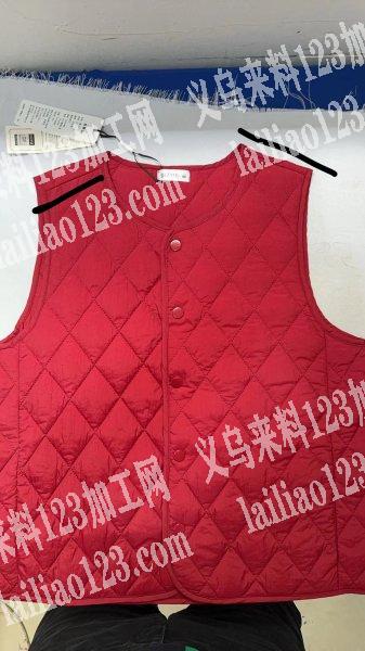 公司如图马甲背心外发加工，寻找浦江的服装