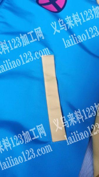 老板委托寻找：外套外发加工，如图服装外发