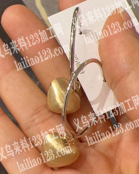 爱心桃耳环上面拉丝外发加工，寻找拉丝的加