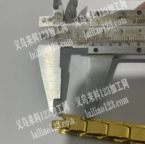 大量压铸订单外发，如图表带，寻找合金压铸
