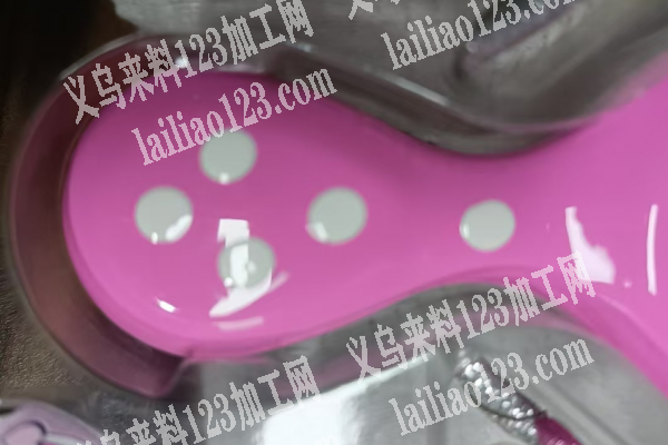 这个圆点谁家可以弄？印花？手柄上面