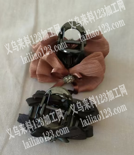 布艺蝴蝶结抓夹外发加工，如图，寻找会做的