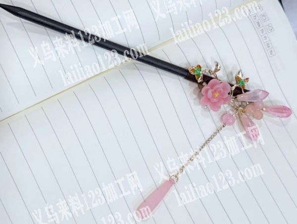 《长期有订单，长期要》手工制作的发簪成品