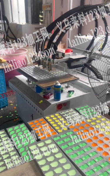 寻找加工厂，量大，本人有模具，产品材质T