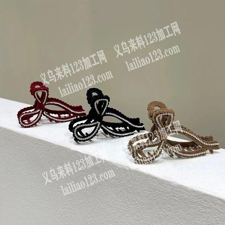 抓夹手工活外发，如图，粘钻链条的，会做的