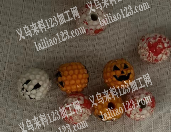圣诞万圣节球的手工活，如图，寻找会做这个