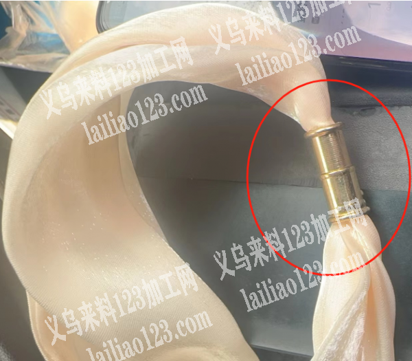外发手工活，布艺头饰粘胶的手工活，这样打