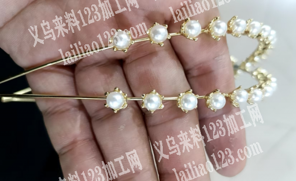 如图发箍点钻订单，有机器能点吗，能做的联