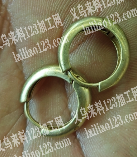 20000耳扣订单，寻找工厂，如图，有做