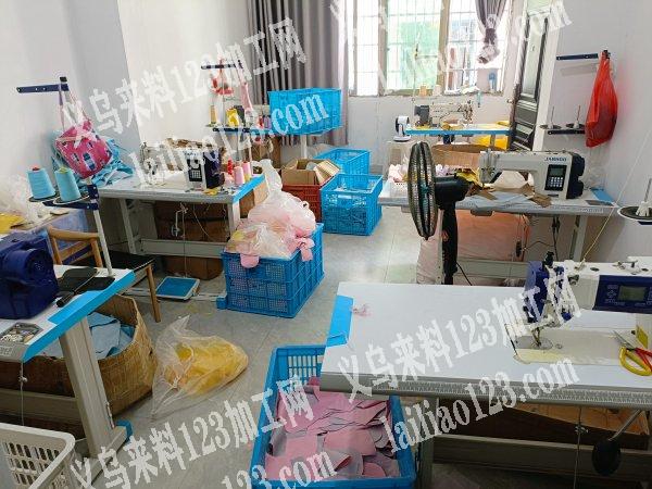 承接各种箱包如化妆包零钱包手提袋等