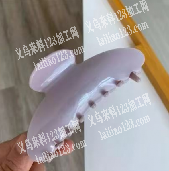 寻找如图抓夹工厂，有订单，请联系详谈，长