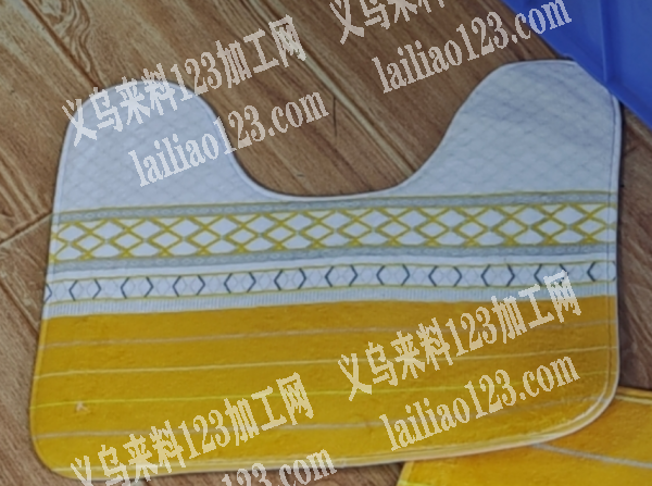 马桶垫有订单，寻找工厂合作，请联系详谈。