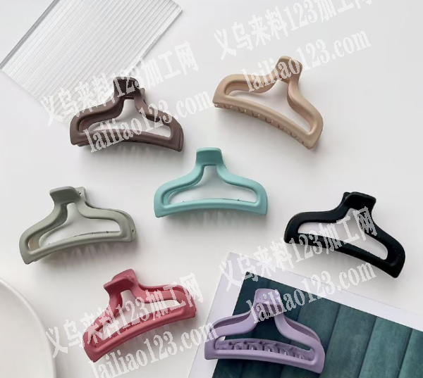 头饰包装上卡的手工活外发加工，寻找包装的