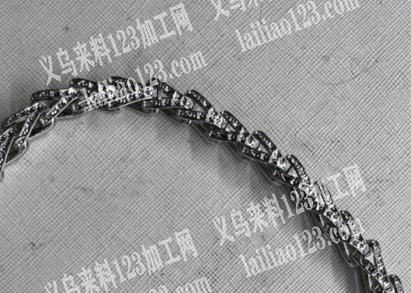 链条上面点钻外发加工，附图片，这上面手工