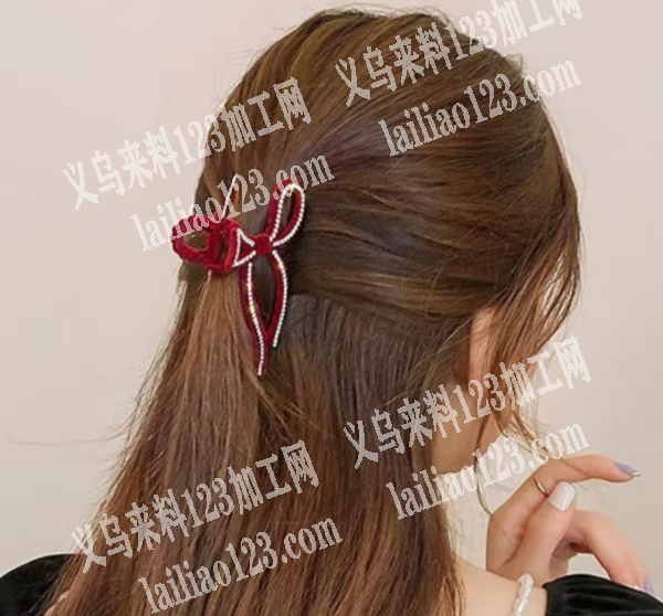 10000多手工活外发，如图，抓夹上面粘