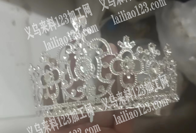 寻找点钻的加工点，能做的请联系详谈，如图