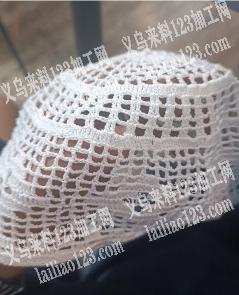 老板委托寻找：长期大量帽子手工活，如图，
