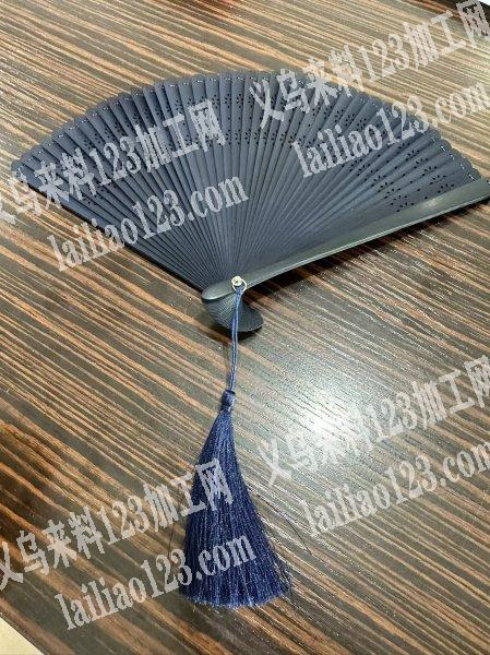 公司有扇子订单，如图，寻找专业做扇子的工