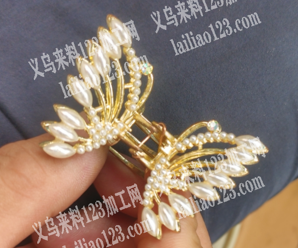 《合金压铸的》这样的，蝴蝶抓夹订单，如图