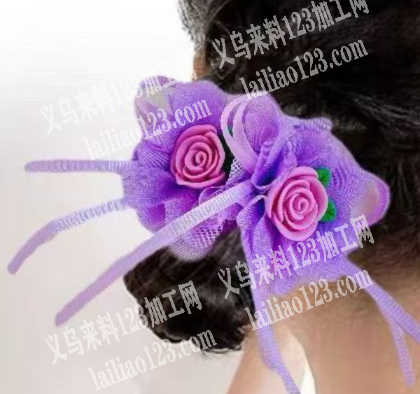 寻找做布花的工厂。如图类似的，做在发箍上