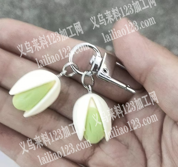 钥匙扣成品订单，寻找专业做成品的工厂，请