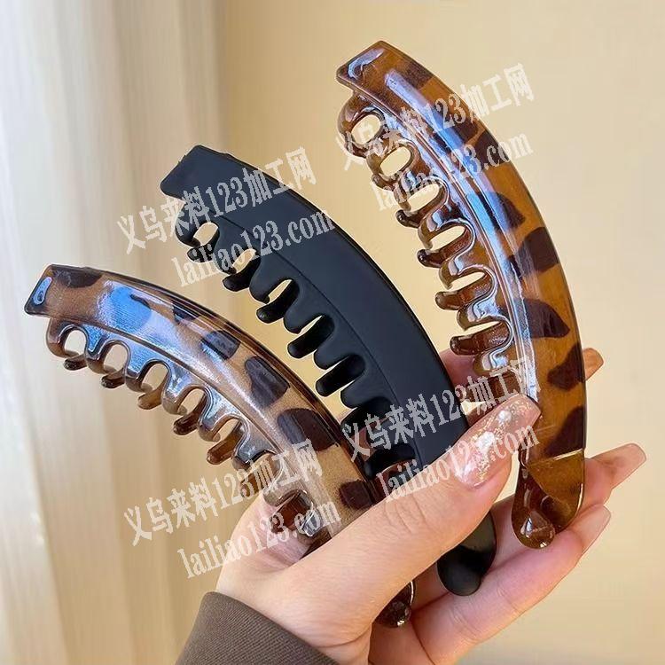 大量塑料香蕉发夹订单，如图，寻找专业做注