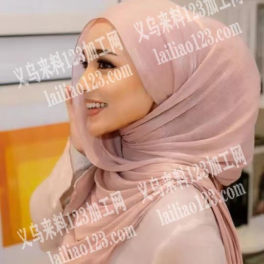 寻找专业做围巾头巾的工厂，如图做这些品的
